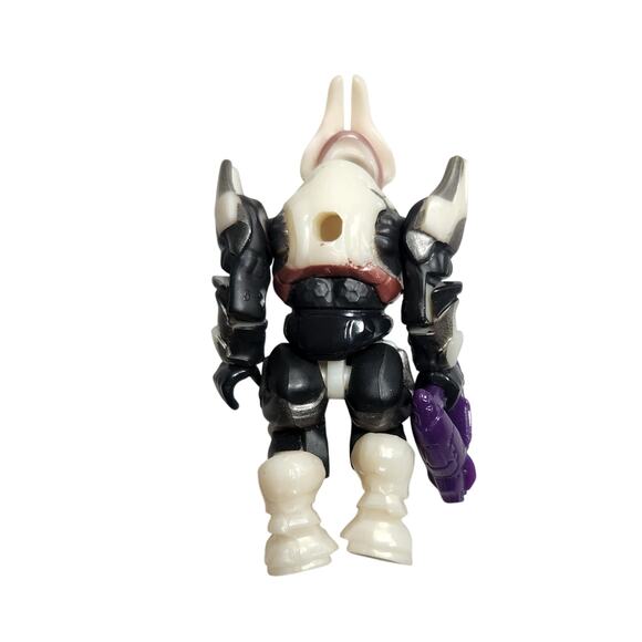 Halo Mega Construx Covenant Elite Ultra 2.5" Figure With Weapon Pre-owned - Picture 3 of 4